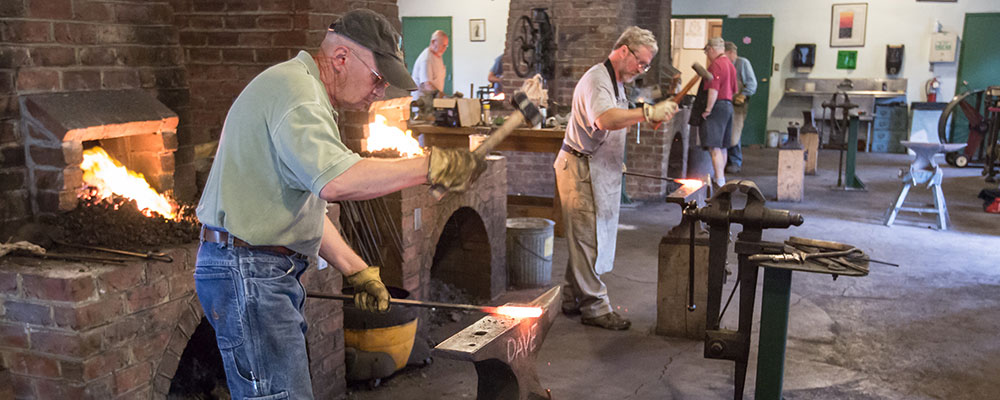 Traditional Arts & Arms Making Workshops: Forging Damascus Steel