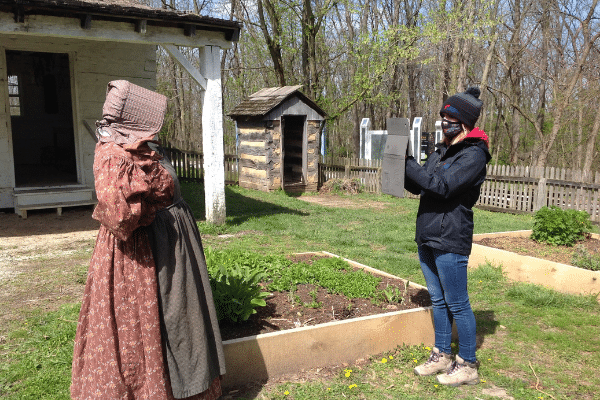 Zooming from a Prairietown garden to learn about plants and their uses.