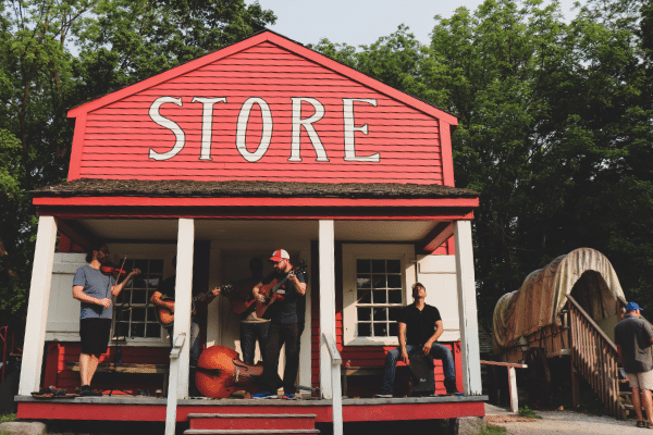 Live music at History on Tap