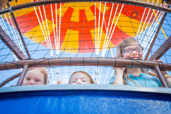 Children riding in the 2015 balloon