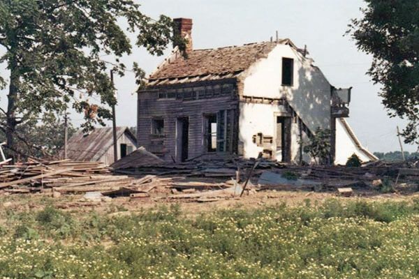 Image of the hastings cabin