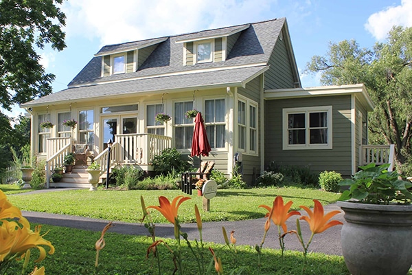 Prairie Guest House Exterior